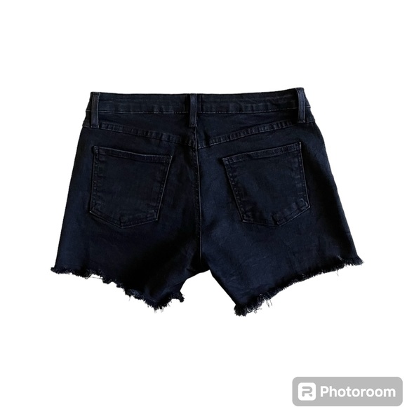 Just Black Ancil Frayed Hem Short Black - Picture 3 of 5